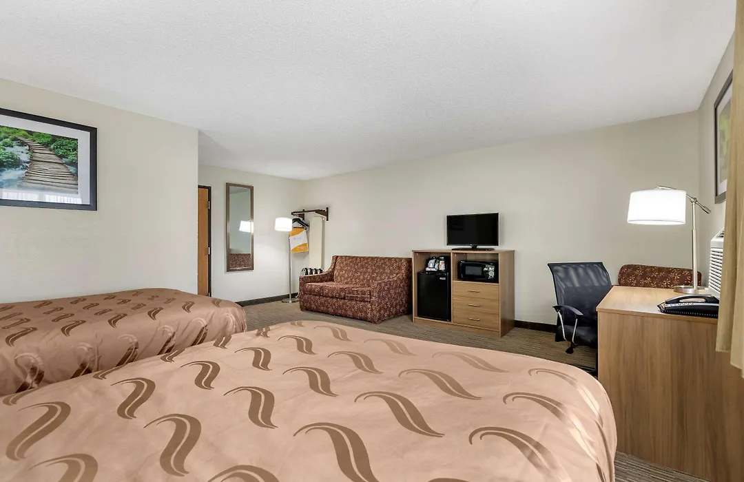 Quality Inn Creston-1