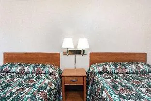 Knights Inn Pittston-1