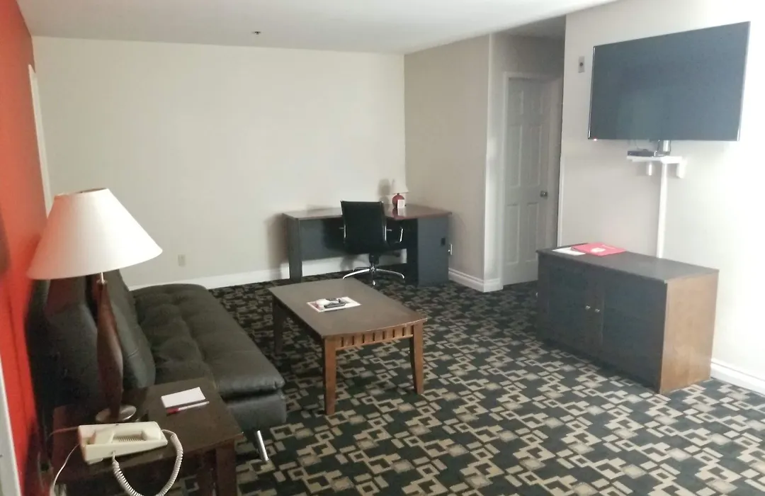Ramada By Wyndham Oceanside-1