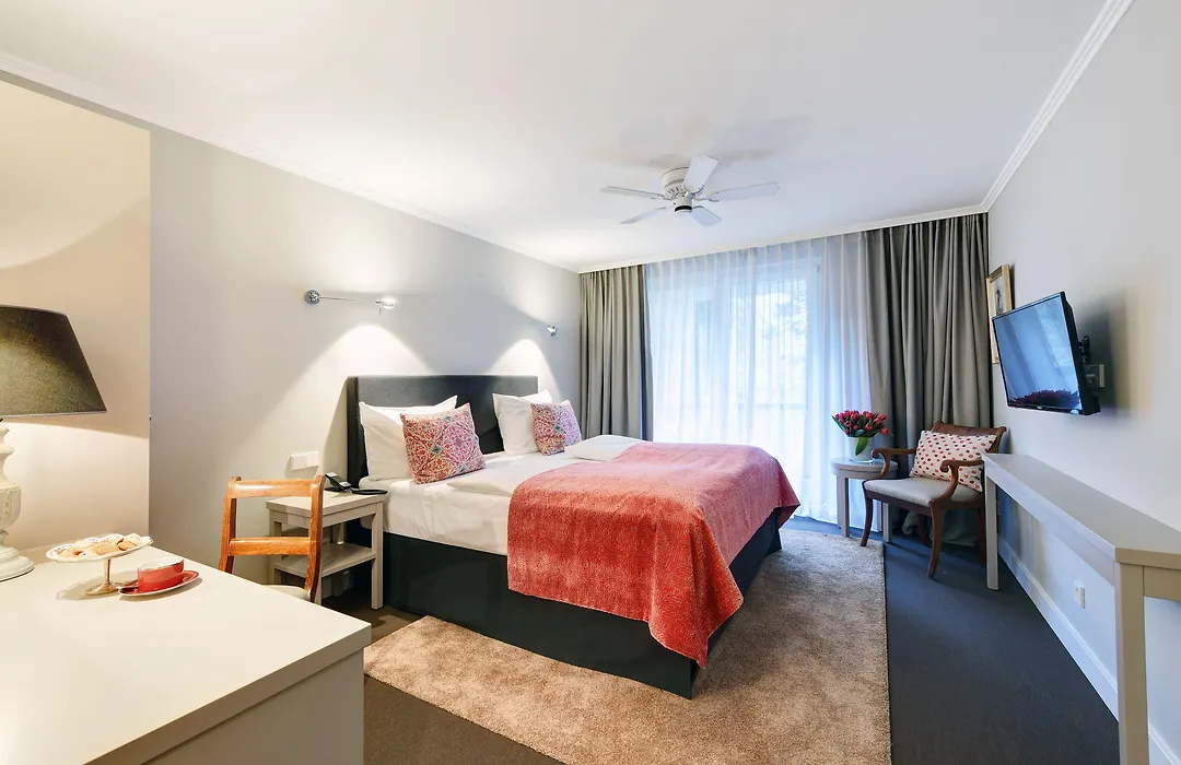Hotel Admiral-1