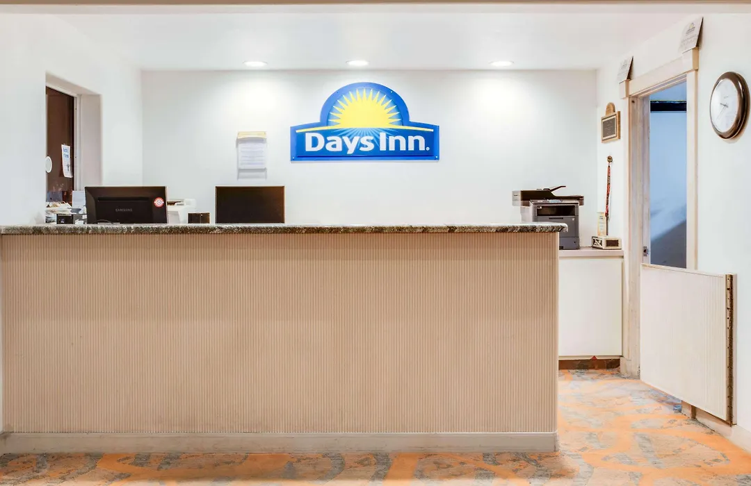 Days Inn By Wyndham Fort Stockton-1