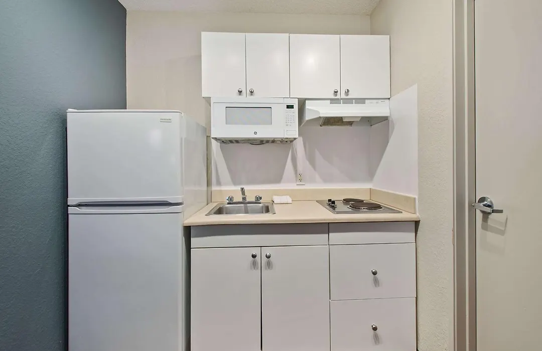 Extended Stay America Suites - Miami - Airport - Blue Lagoon-1
