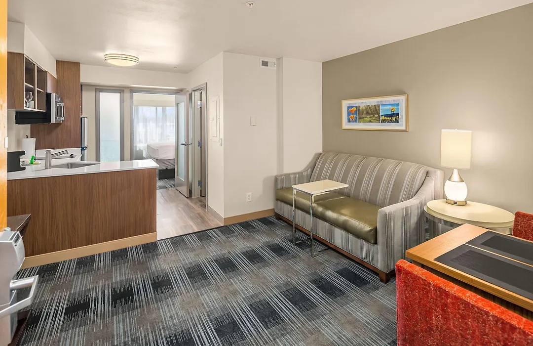 Executive Residency By Best Western Navigator Inn & Suites-1