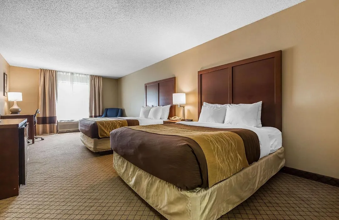 Comfort Inn & Suites Mishawaka-South Bend-1