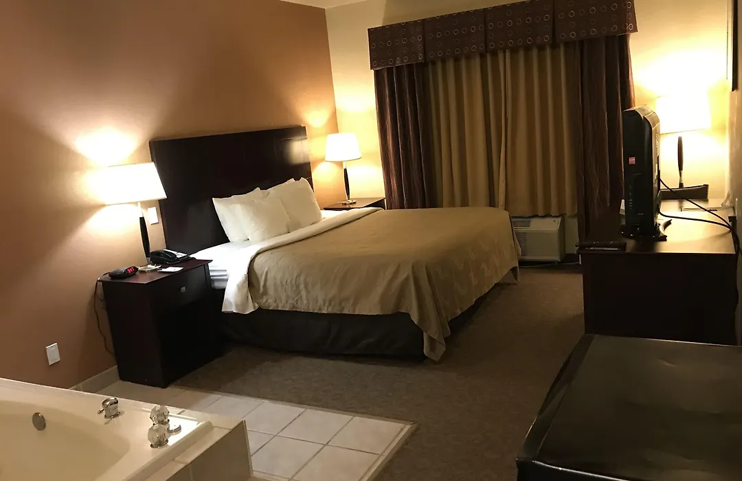 Quality Inn & Suites Terrell-1