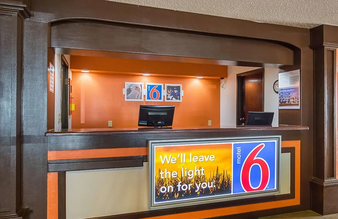 Motel 6-Waterloo, Ia - Crossroads Mall - Cedar Falls-1
