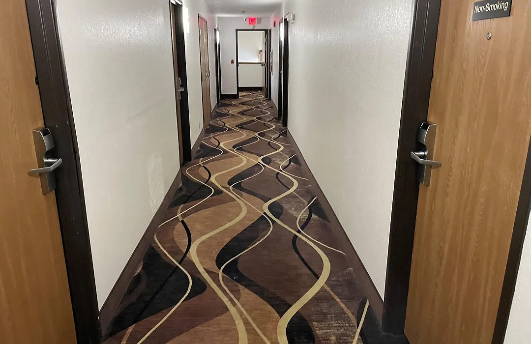Super 8 By Wyndham Altoona-1