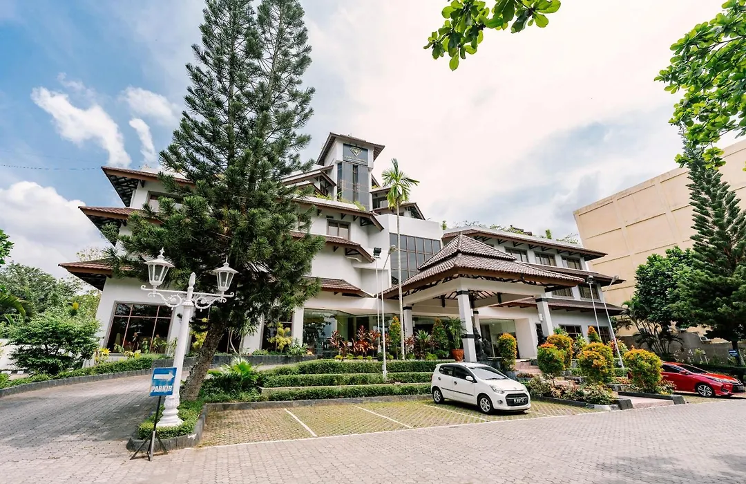 Grand Diamond Hotel Yogyakarta - Formerly Grand Quallity Hotel-1