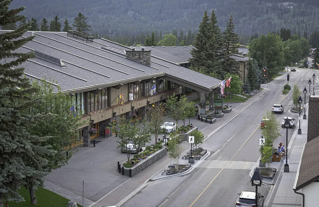 Banff Park Lodge-1