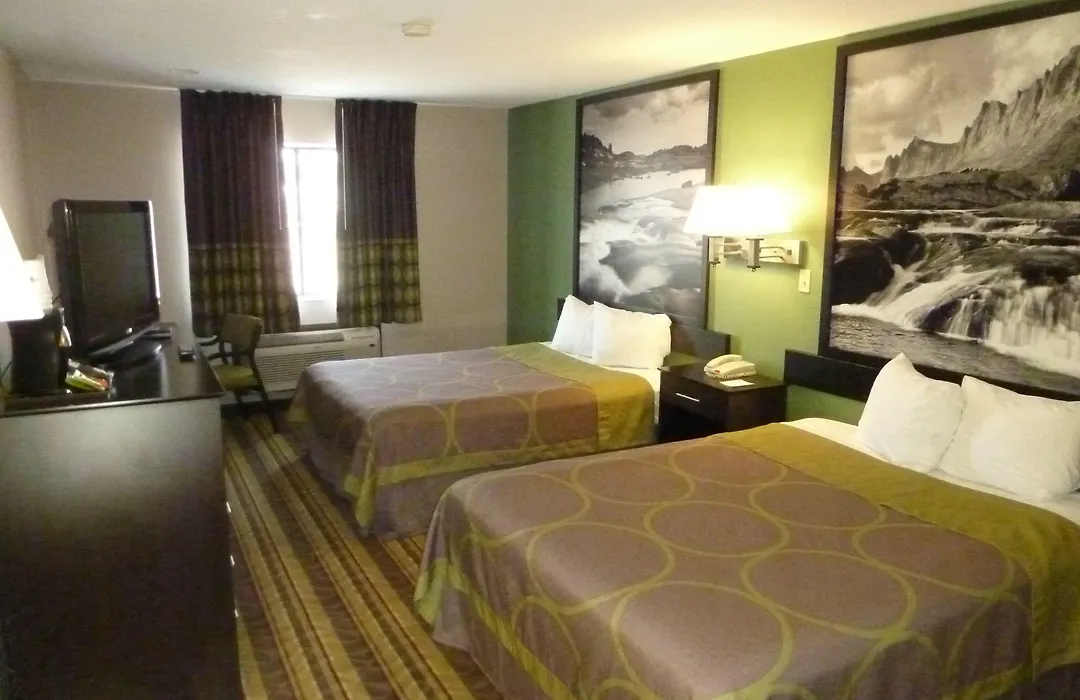 Super 8 By Wyndham Rock Springs-1