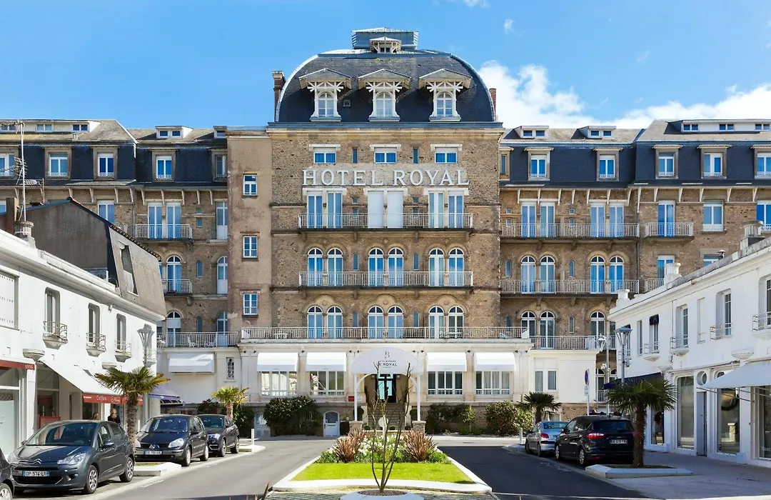 Hôtel Barrière Le Royal La Baule-1