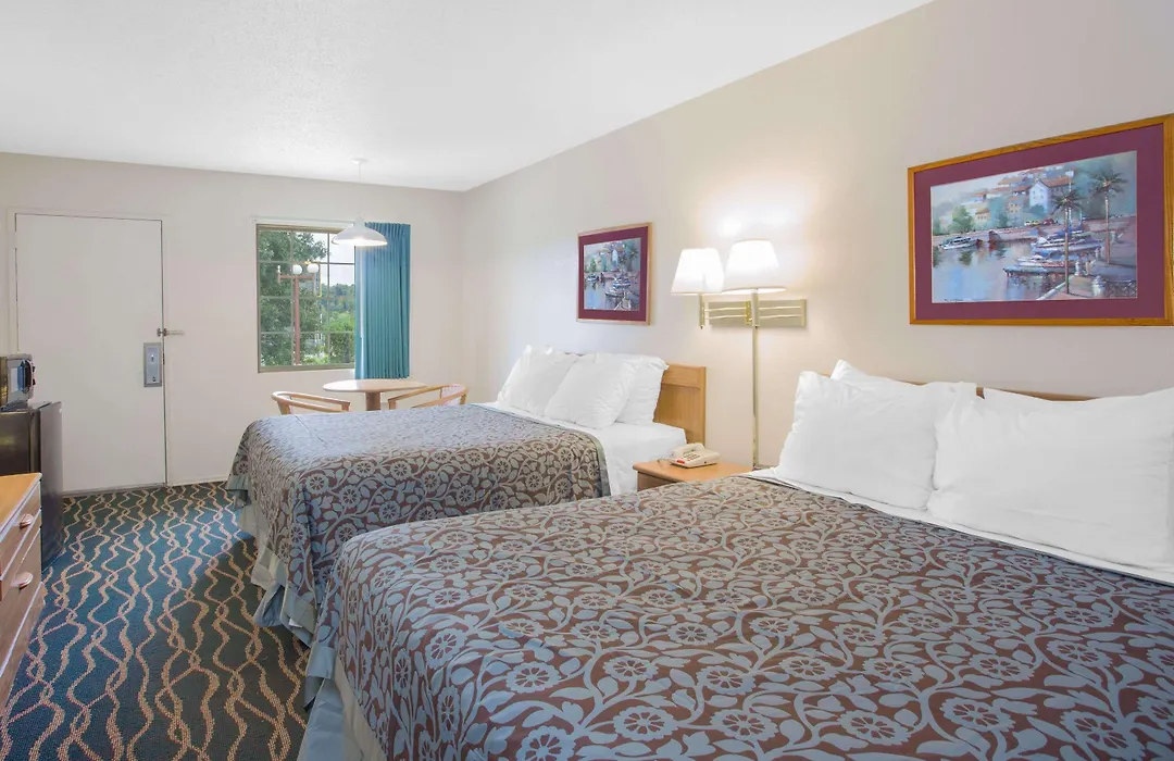 Days Inn By Wyndham Hardy-1