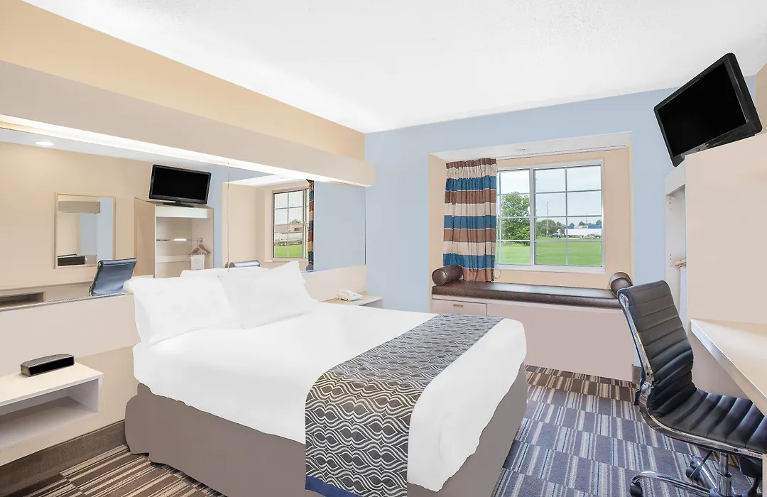 Microtel Inn And Suites Clear Lake-1