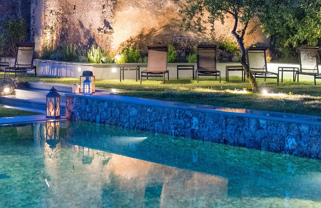 Romantic Hotel & Restaurant Villa Cheta Elite-1
