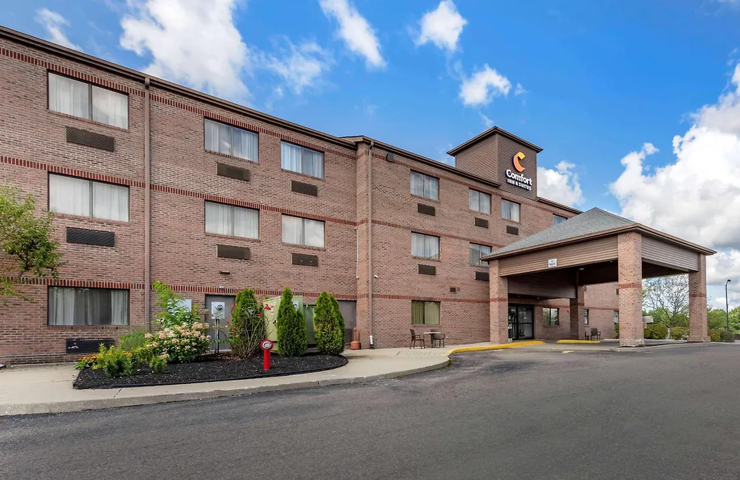 Comfort Inn & Suites Streetsboro - Kent-1