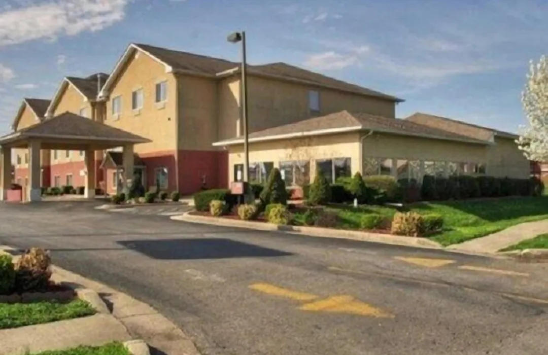 Comfort Suites Danville-1