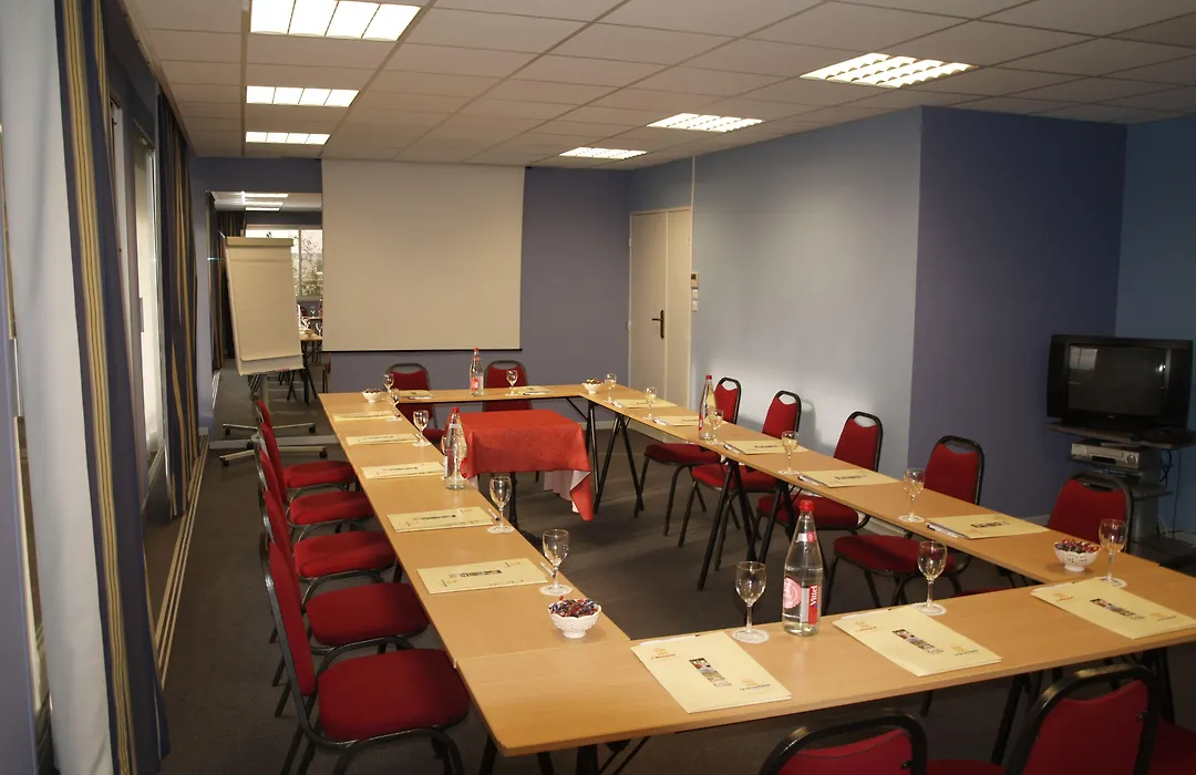 Logis Hotel Nimotel-1