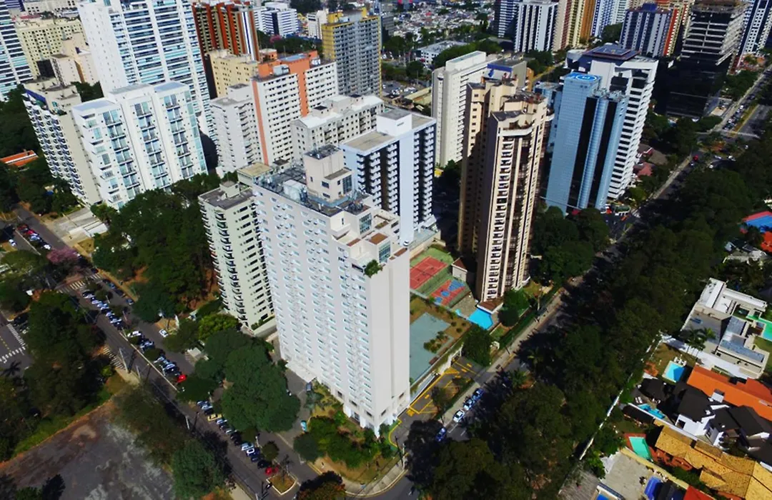 Quality Suites Alphaville-1