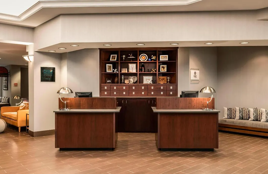 Four Points By Sheraton Boston Logan Airport Revere-1