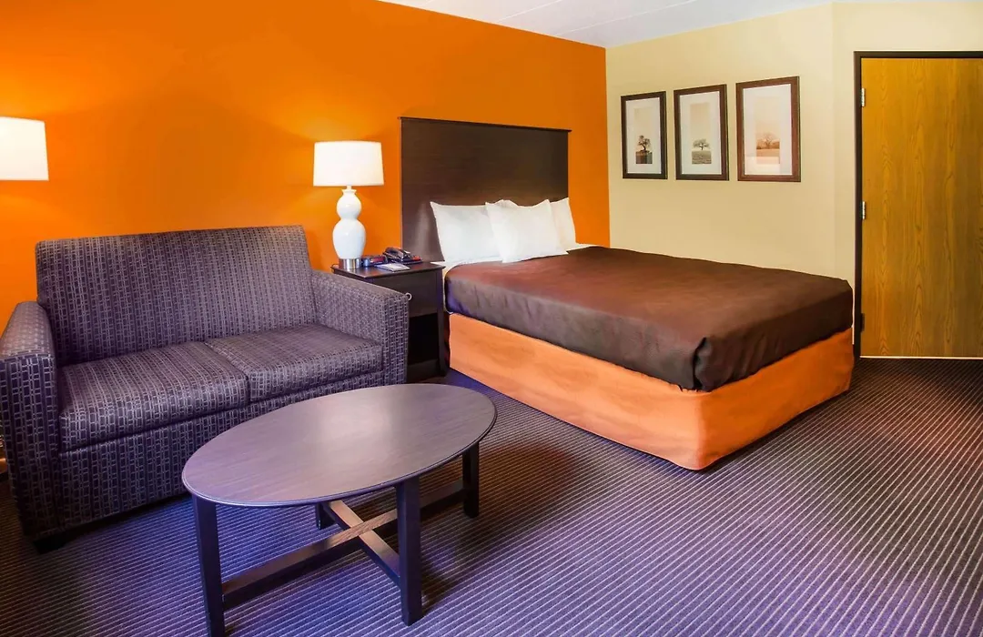 Americinn By Wyndham Menomonie-1