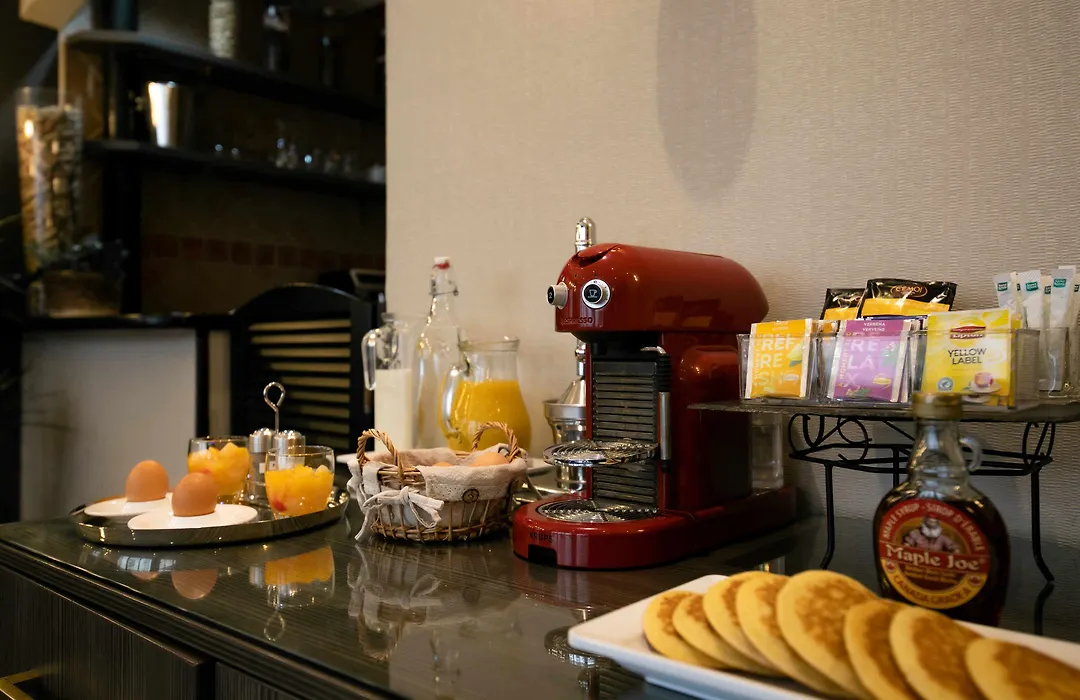 Hotel Eiffel Rive Gauche-1