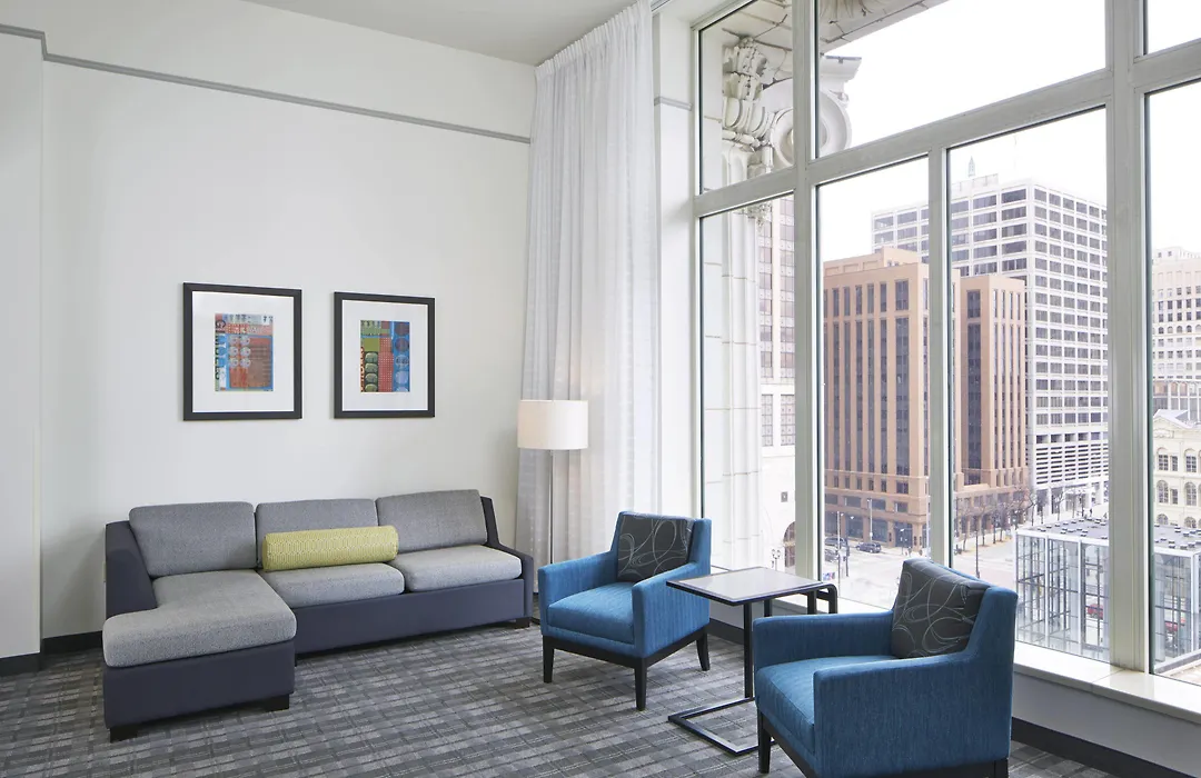 Residence Inn Milwaukee Downtown-1