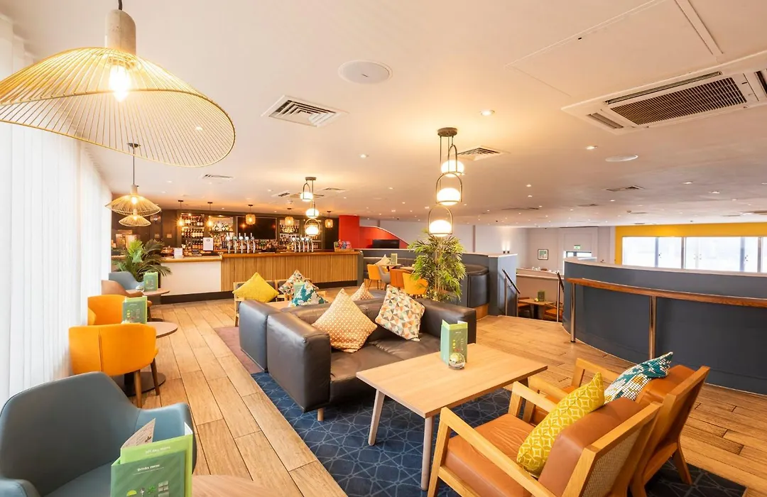 Holiday Inn Cardiff City Centre By Ihg-1