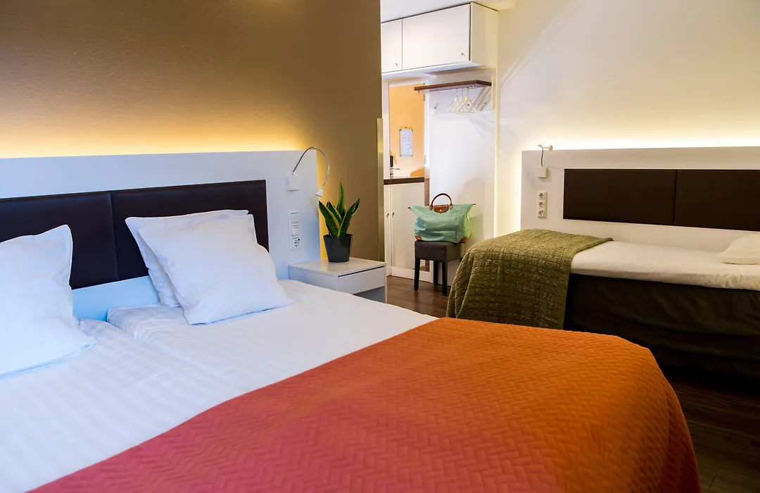 Hotel Emma-1