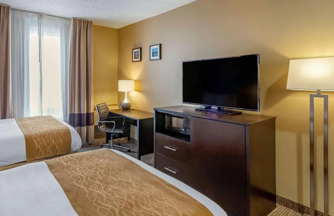 Comfort Inn Evanston I-80-1
