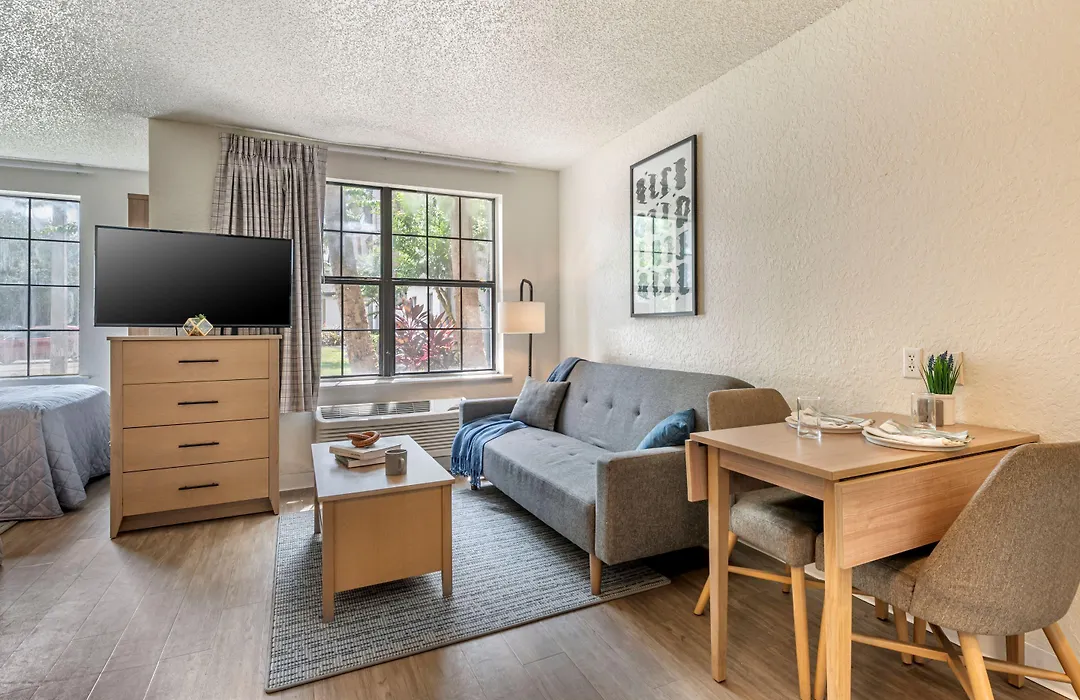 Intown Suites Extended Stay Select Orlando Fl - Ucf-1