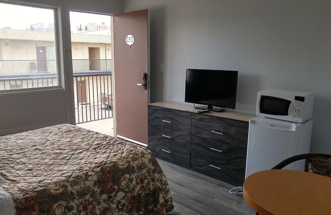 7 Nights Stay-1