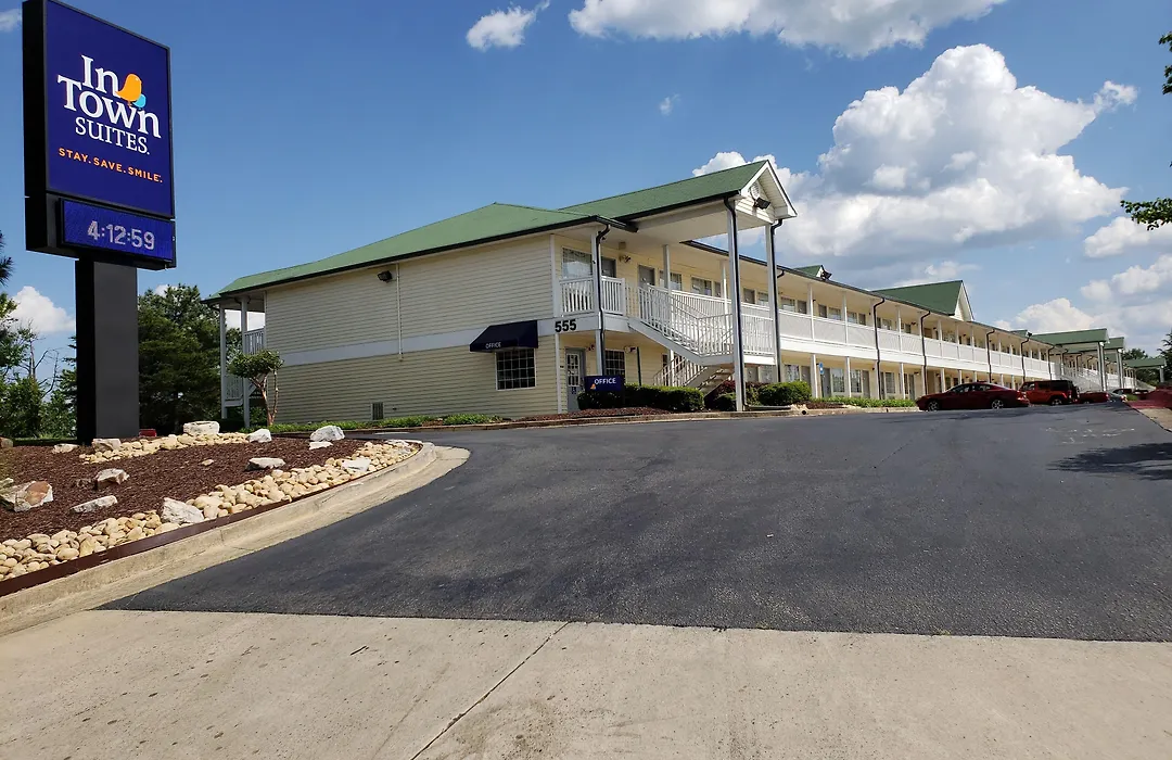 Intown Suites Extended Stay Atlanta Ga - Cumming-1