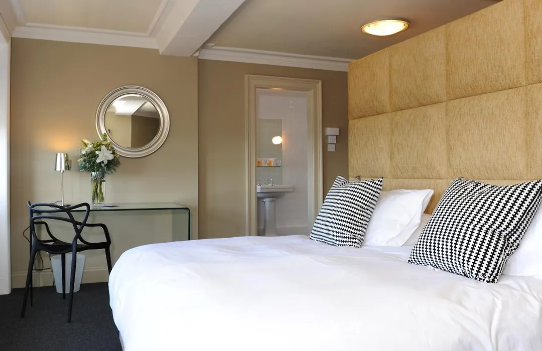 B+B Edinburgh-1