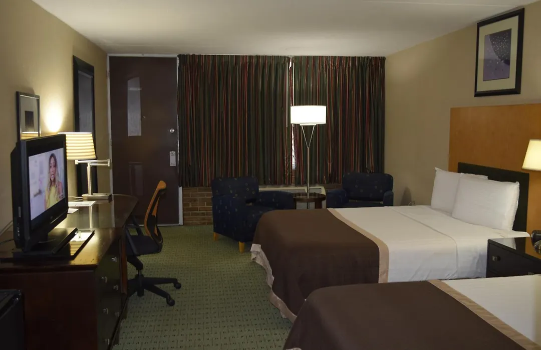 Landmark Inn-1