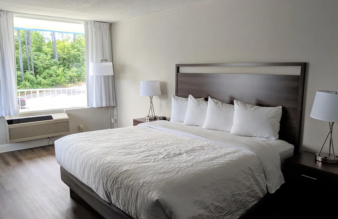 Lakefront Terrace Resort-1