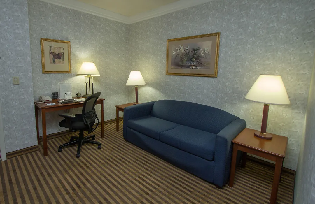 Comfort Suites Visalia - Convention Center-1