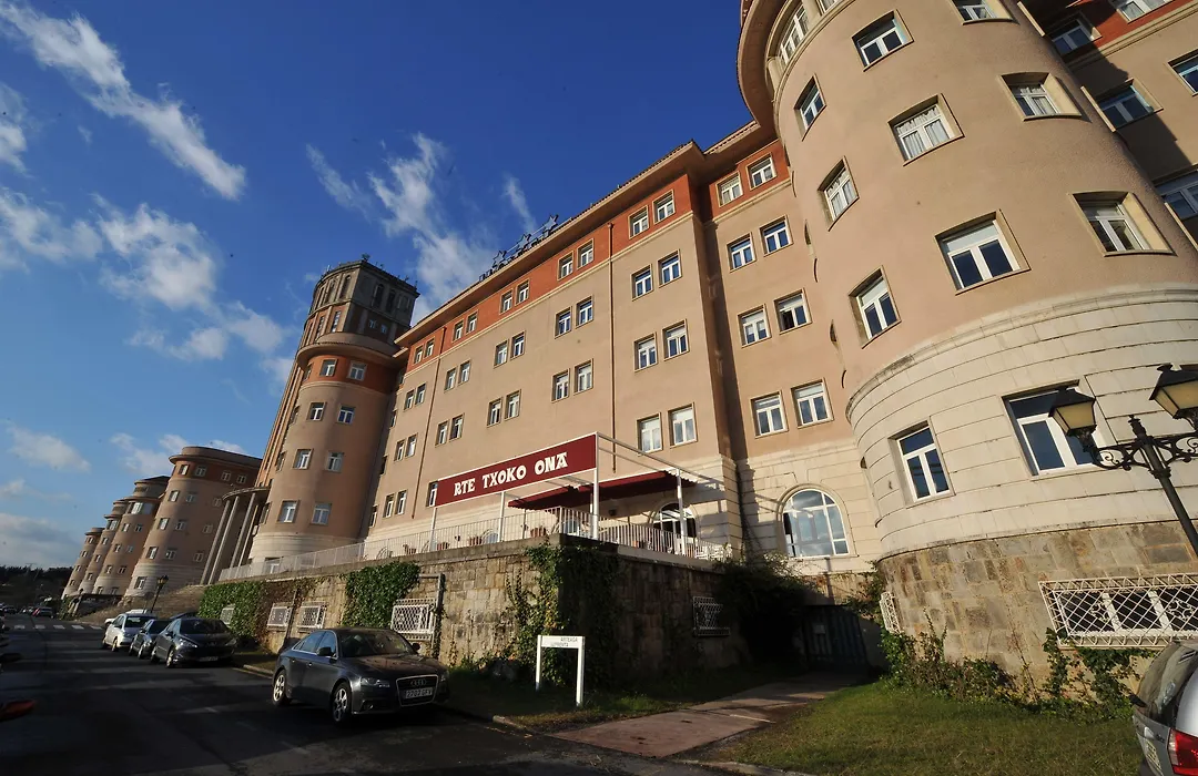 Hotel Seminario Aeropuerto Bilbao-1