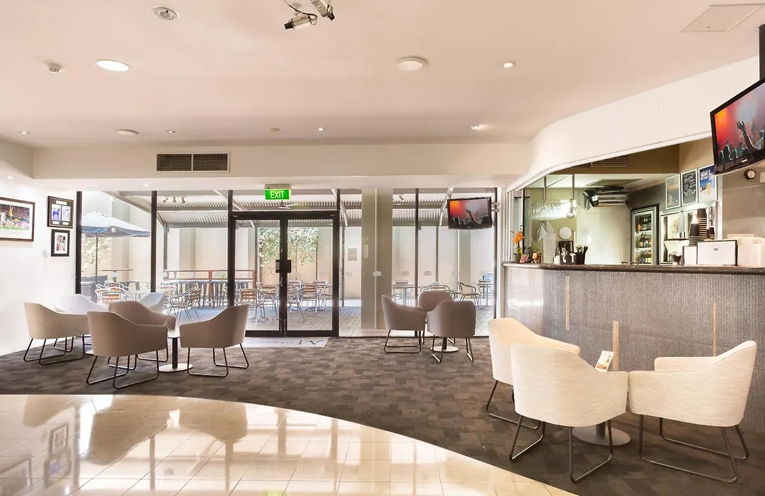 Riverside Hotel Southbank-1
