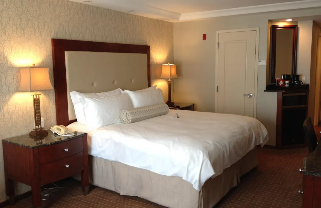 Town & Country Inn And Suites-1