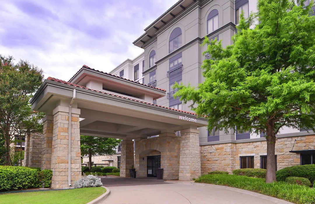 Hampton Inn & Suites Legacy Park-Frisco-1