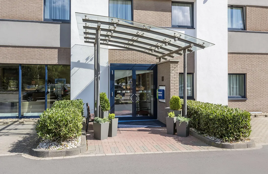 Holiday Inn Express Cologne Muelheim By Ihg-1
