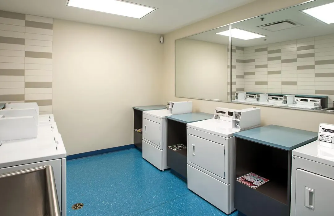 Le Square Phillips Hotel & Suites-1