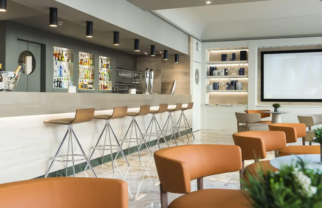Salles Hotel Pere IV-1