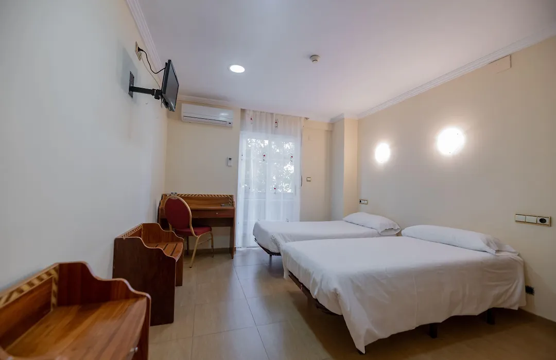 Hotel Los Jeronimos Y Terraza Monasterio (Adults Only)-1