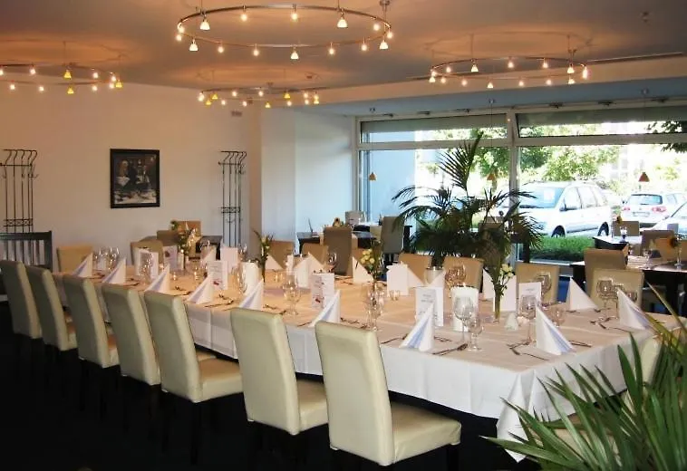 Euro Park Hotel Hennef-1