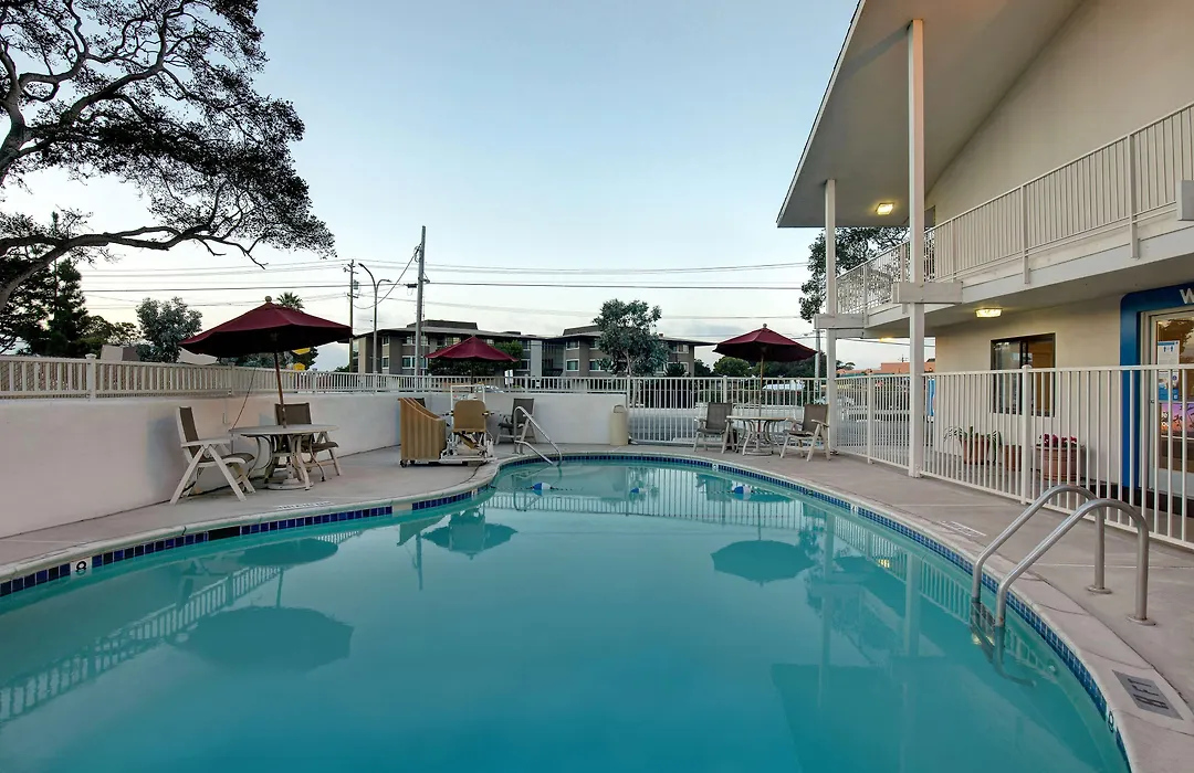Motel 6-Monterey, Ca-1