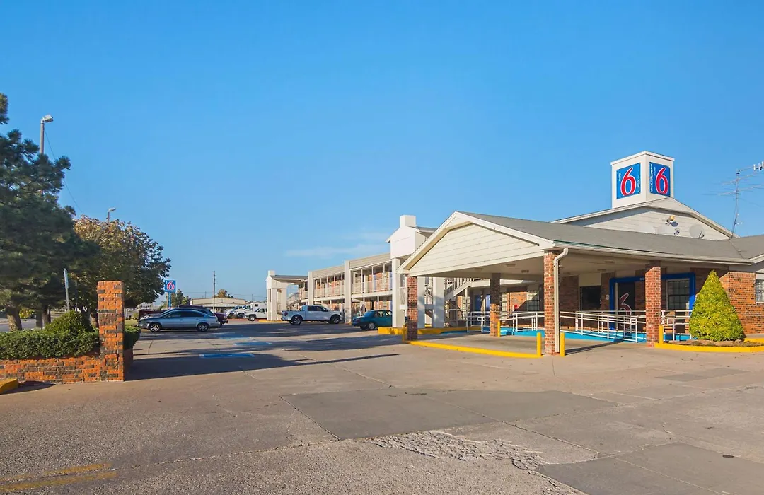 Motel 6-Lawton, Ok-1