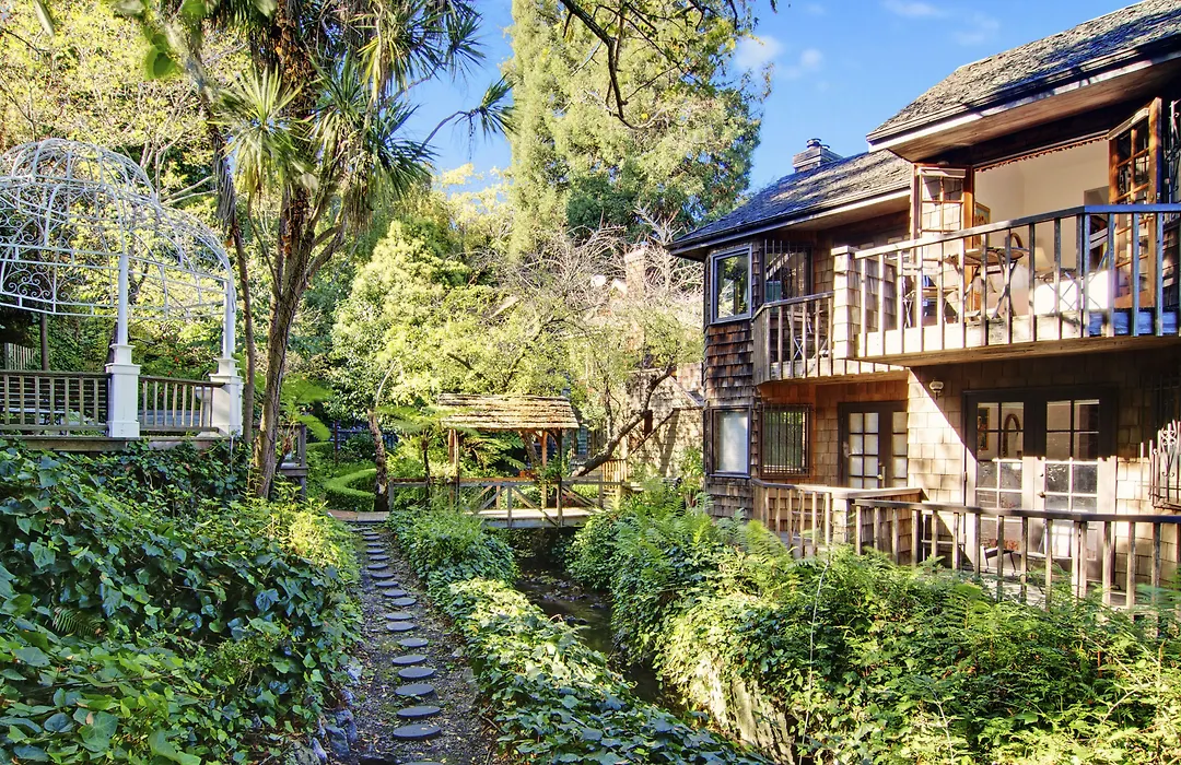 The Babbling Brook Inn-1