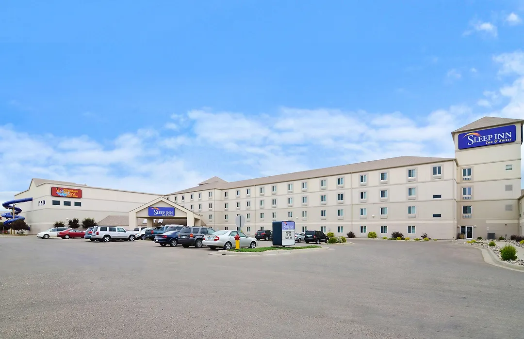 Sleep Inn & Suites Conference Center And Water Park-1