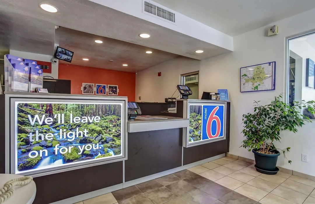 Motel 6-Grants Pass, Or-1